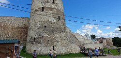 Изборская крепость