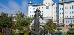 Скульптурная композиция «Ростовчанка»
