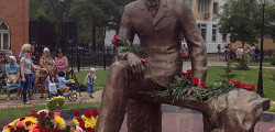 Памятник Габдулле Тукаю