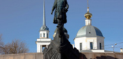 Памятник Афанасию Никитину