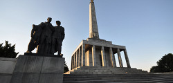 Мемориальный комплекс Славин