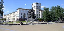 Площадь Якуба Коласа в Минске