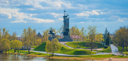Софийская набережная в Великом Новгороде