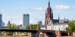 Старый мост Франкфурта