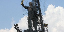 Памятники Церетели в Москве