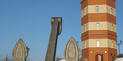 Маяк-мемориал в Мурманске