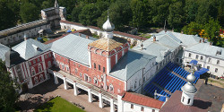 Архиерейский двор в Вологде