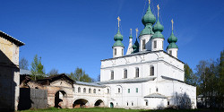Михайло-Архангельский монастырь в Великом Устюге