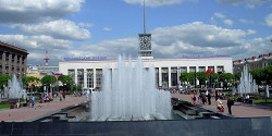Фонтан на площади Ленина в Санкт-Петербурге