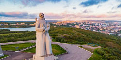 Памятник «Алеша» в Мурманске