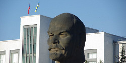 Памятник Ленину в Улан-Удэ