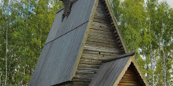 Деревянная Воскресенская церковь в Плёсе