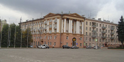 Соборная площадь Липецка