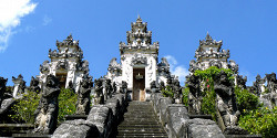 Храм Лемпуянг