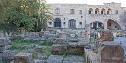 Стены и ворота города Родос