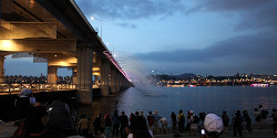 Мост «Фонтан Радуги» в Сеуле