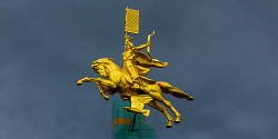 Золотой всадник