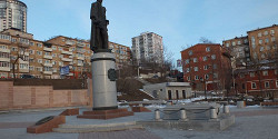 Памятник Муравьёву-Амурскому