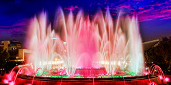 Поющие фонтаны La Fuente Magica de Montjuic