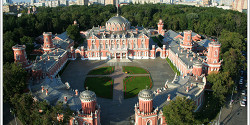 Петровский путевой дворец