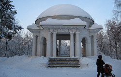 Беседка в парке, Киров