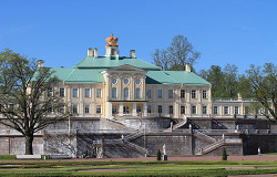 Большой Меншиковский дворец