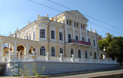 Дом Мешкова, сейчас в здании расположен Пермский Краевой музей, Пермь