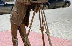 Вторая часть памятника, Пермяк солёные уши, Пермь
