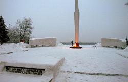 Обелиск, Киров