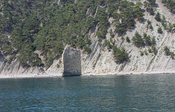 Вид на скалу Парус с Черного моря, Прасковеевка