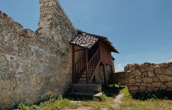 Постройки в Чуфут-Кале