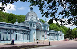 Пушкинская галерея в парке Железноводска