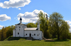 Труворово городище, каменная церковь святого Николы с Городища