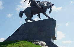 Памятник Салавату Юлаеву в Уфе