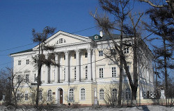 Белый дом в Иркутске
