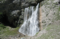 Гегский водопад, Абхазия