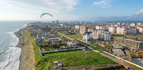 Абхазия vs Сочи: выбираем лучшее направление для лета-2022