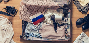 7 предметов, которые выдают русского за границей