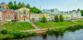 Куда поехать на выходные: 9 крутых городов рядом с Москвой и Санкт-Петербургом