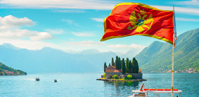 Стирка по воскресеньям и ни одного «Макдака» на всю страну: 12 фактов о жизни в Черногории