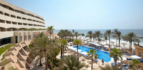 В Эмираты снова можно: 7 лучших отелей Шарджи с собственным пляжем