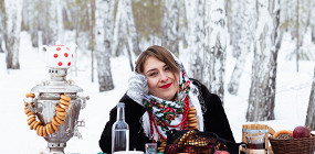 «Выпили самовара под сенью столетней клюквы»: самые нелепые байки путешественников-иностранцев о России