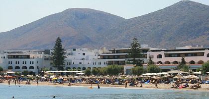 Пляж возле отеля Creta Maris, Херсониссос