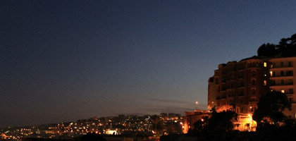 Вид на ночной Неаполь