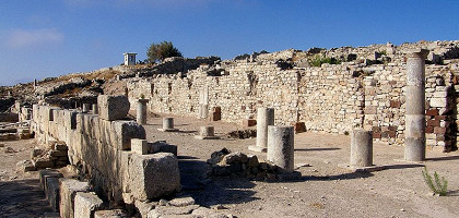 Руины древней базилики Тера, Санторини