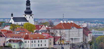 Вид на Таллин и Домский собор