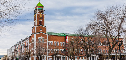 Башня с часами в Оренбурге