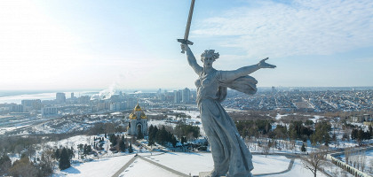 Вид на статую «Родина-мать зовет», Волгоград