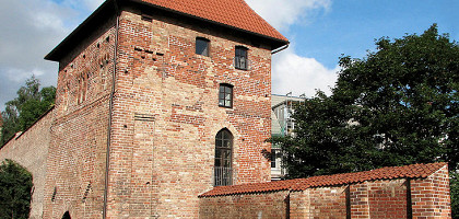 Средневековые городские укрепления, Росток