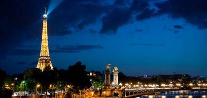 Мост Александра III, ночной Париж